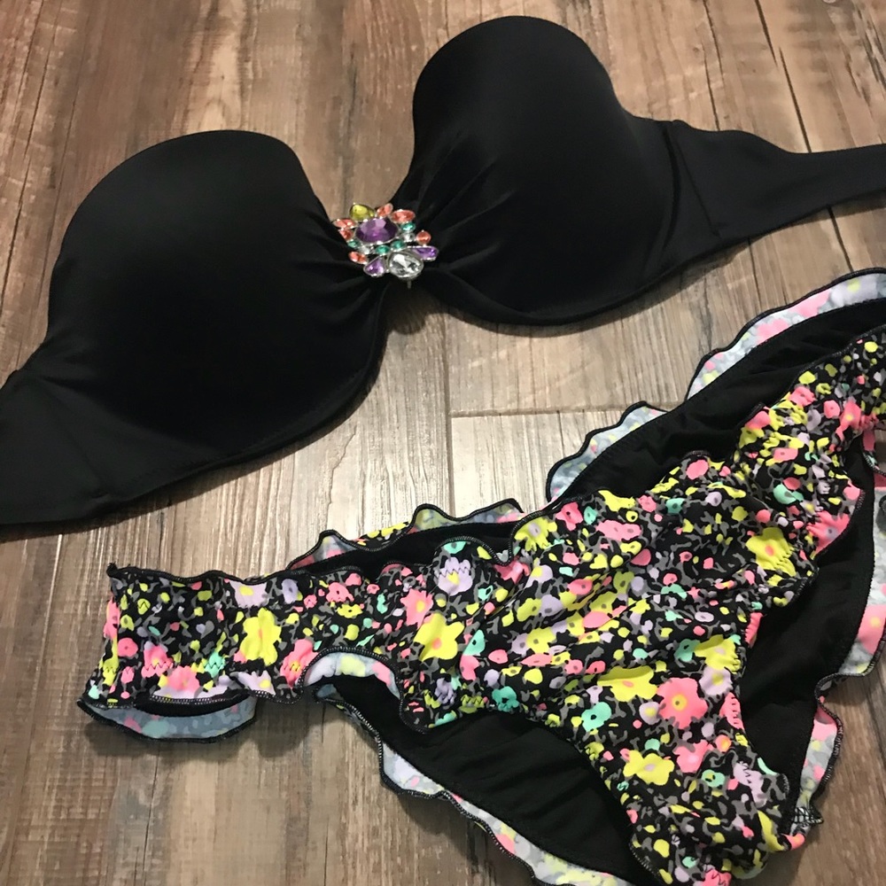 VS bikini